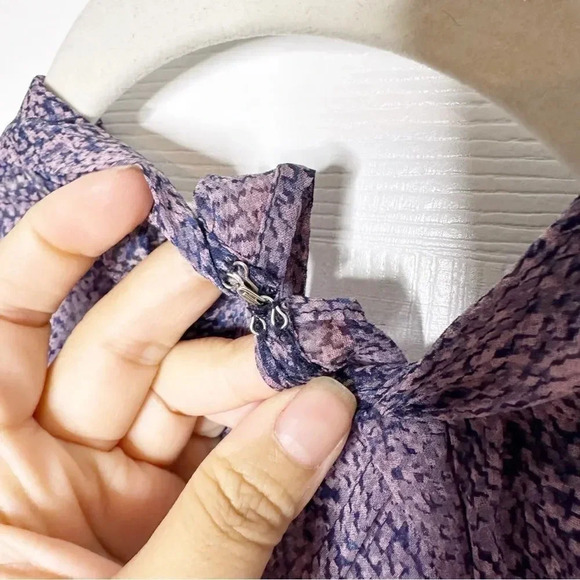 REBECCA TAYLOR Purple Geometric Peter Pan Collar Knot Front Silk Shell Size 2 - Picture 4 of 5